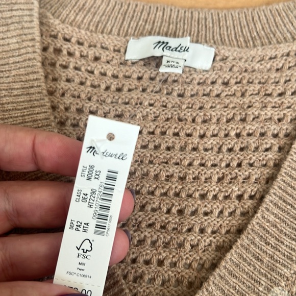 Madewell Sequin-Embellished Sweater Vest - Picture 14 of 16